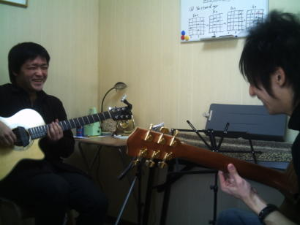 熊谷ギター教室の熊谷朋久講師